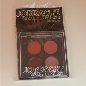 Jordache Gorgeous Lip Gloss Quad - Red and Pink Hues - Gorgeous